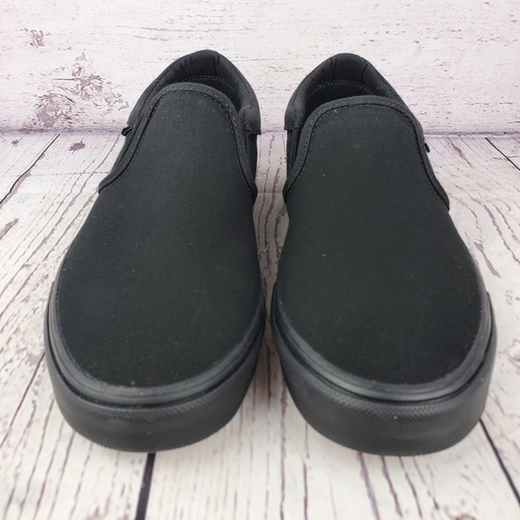 *Sold New Van's Asher Canvas Black Slip On Sneakers - Picture 3 of 9